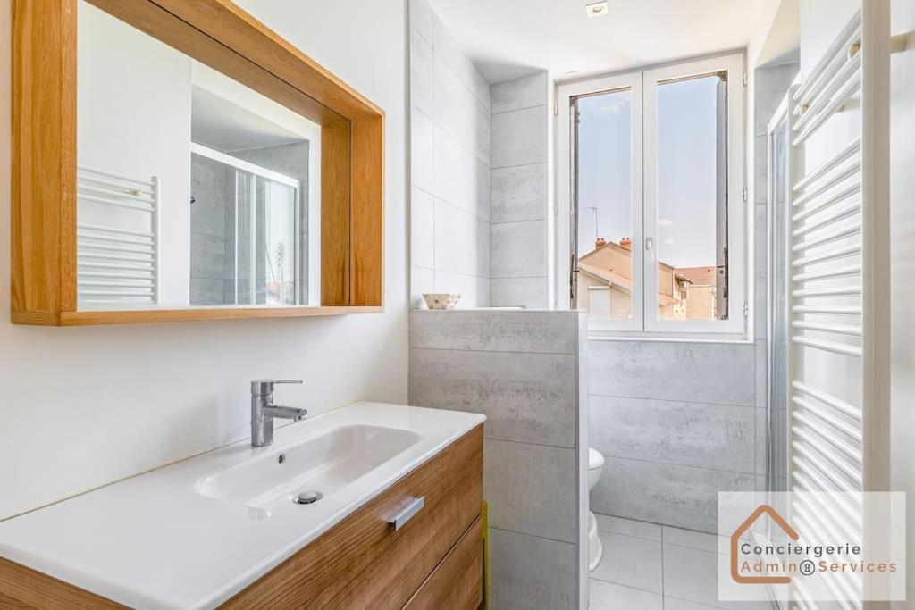 Maison A Lyon Parilly Avec Piscine, Jardin, Parking Prive & Proche Eurexpo Vénissieux 外观 照片